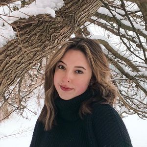 Meet your Posher, Madeline